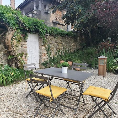 Les 5 Escales Bed and Breakfast Parthenay Eksteriør billede