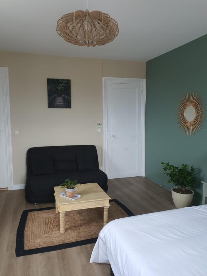 Les 5 Escales Bed and Breakfast Parthenay Eksteriør billede